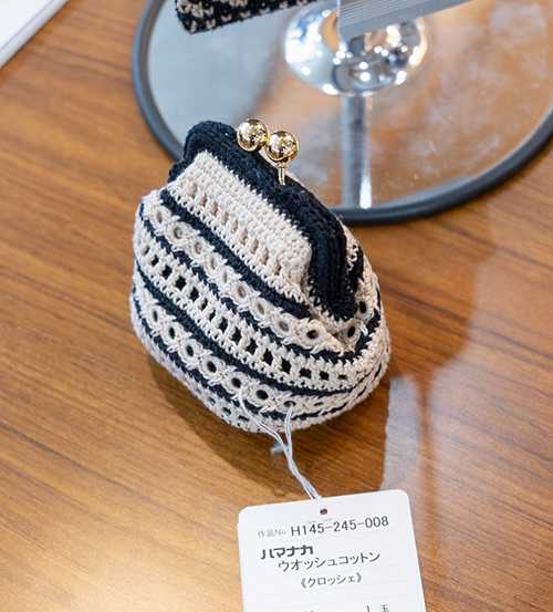 ニットリングのがま口ポーチ｜編み物キット | 毛糸のプロショップ 