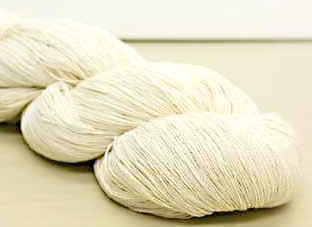 赤ちゃん用の編み物にはどのような毛糸を選ぶ？